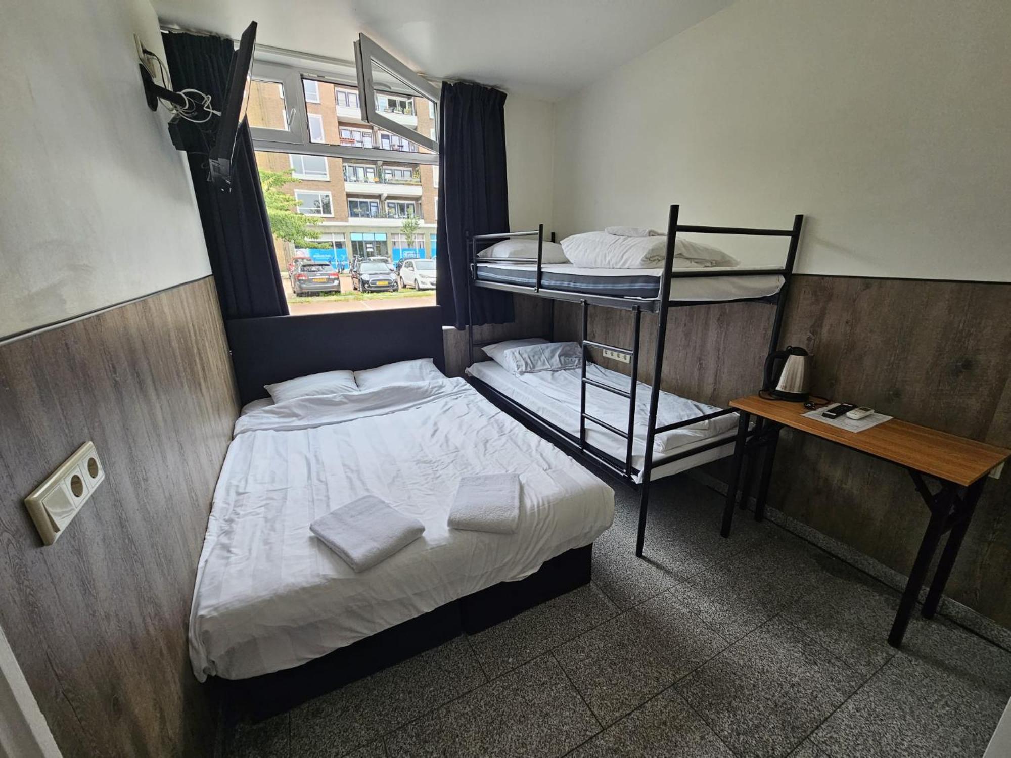Hotel-Chao Nl 24 Hours Open 위트레흐트 외부 사진
